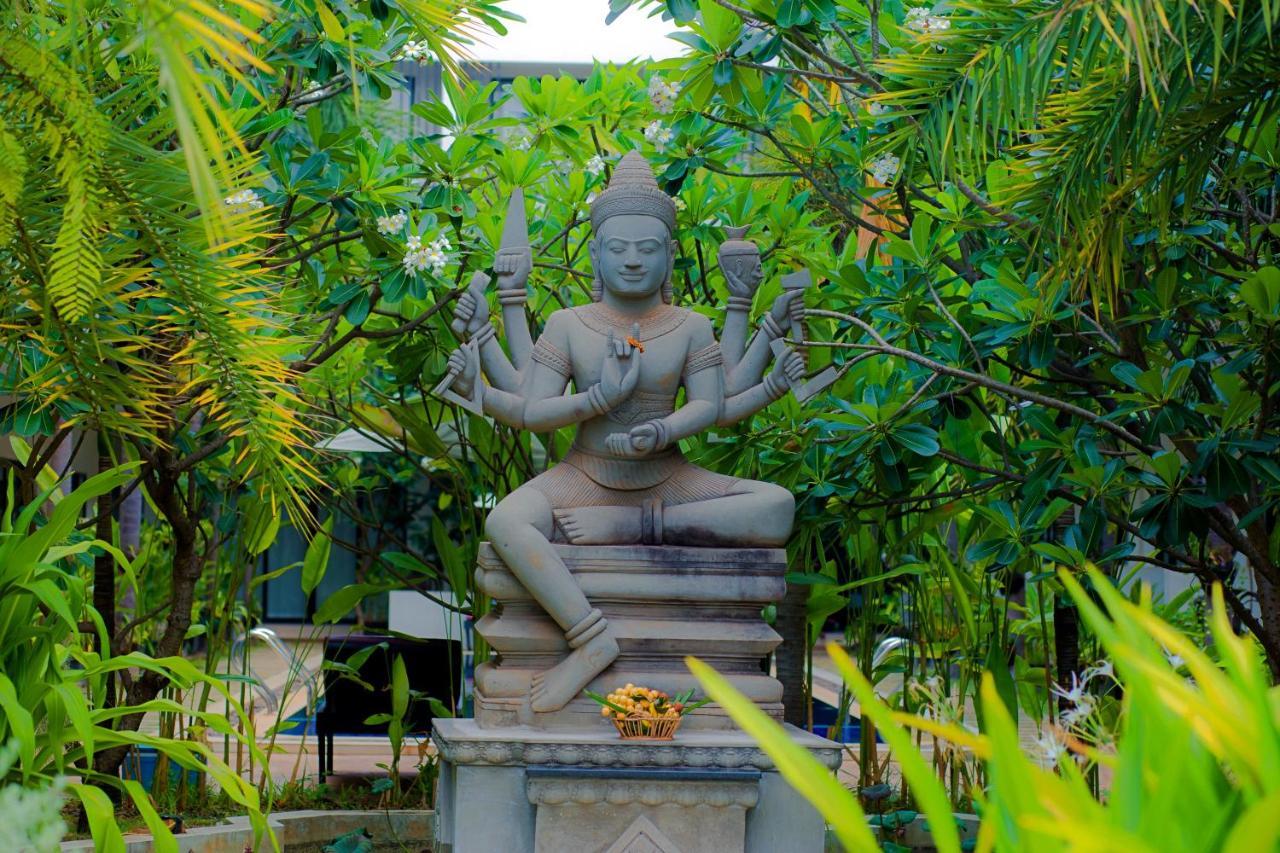 New Riverside Hotel Siem Reap Dış mekan fotoğraf