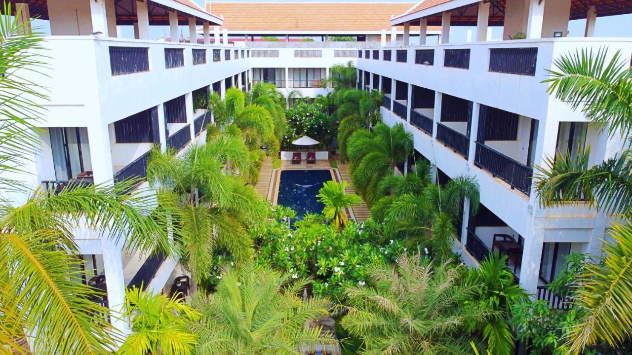 New Riverside Hotel Siem Reap Dış mekan fotoğraf
