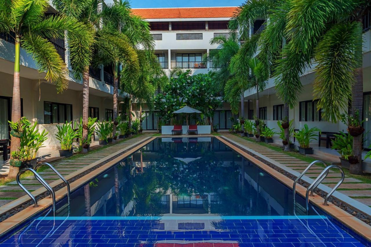 New Riverside Hotel Siem Reap Dış mekan fotoğraf