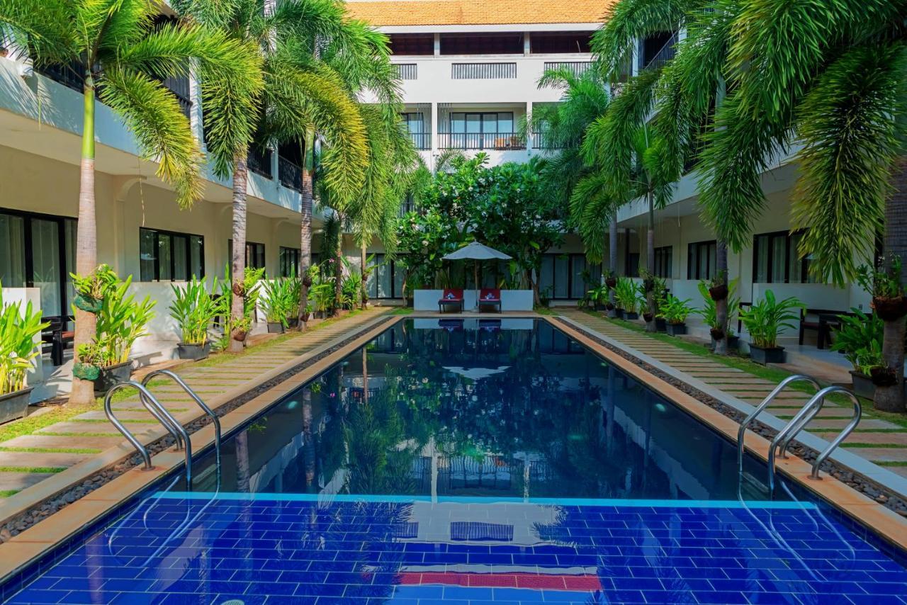 New Riverside Hotel Siem Reap Dış mekan fotoğraf
