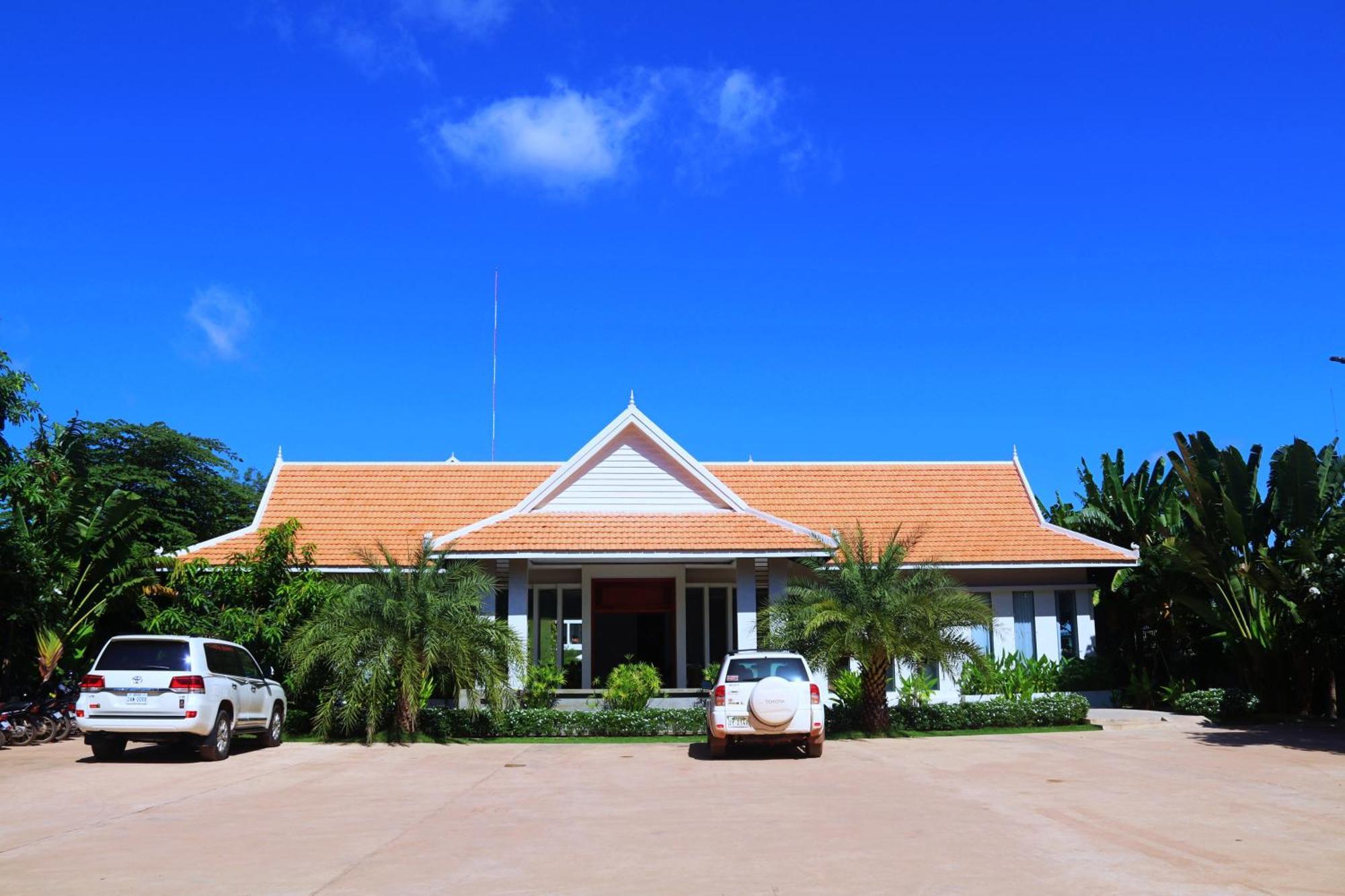 New Riverside Hotel Siem Reap Dış mekan fotoğraf