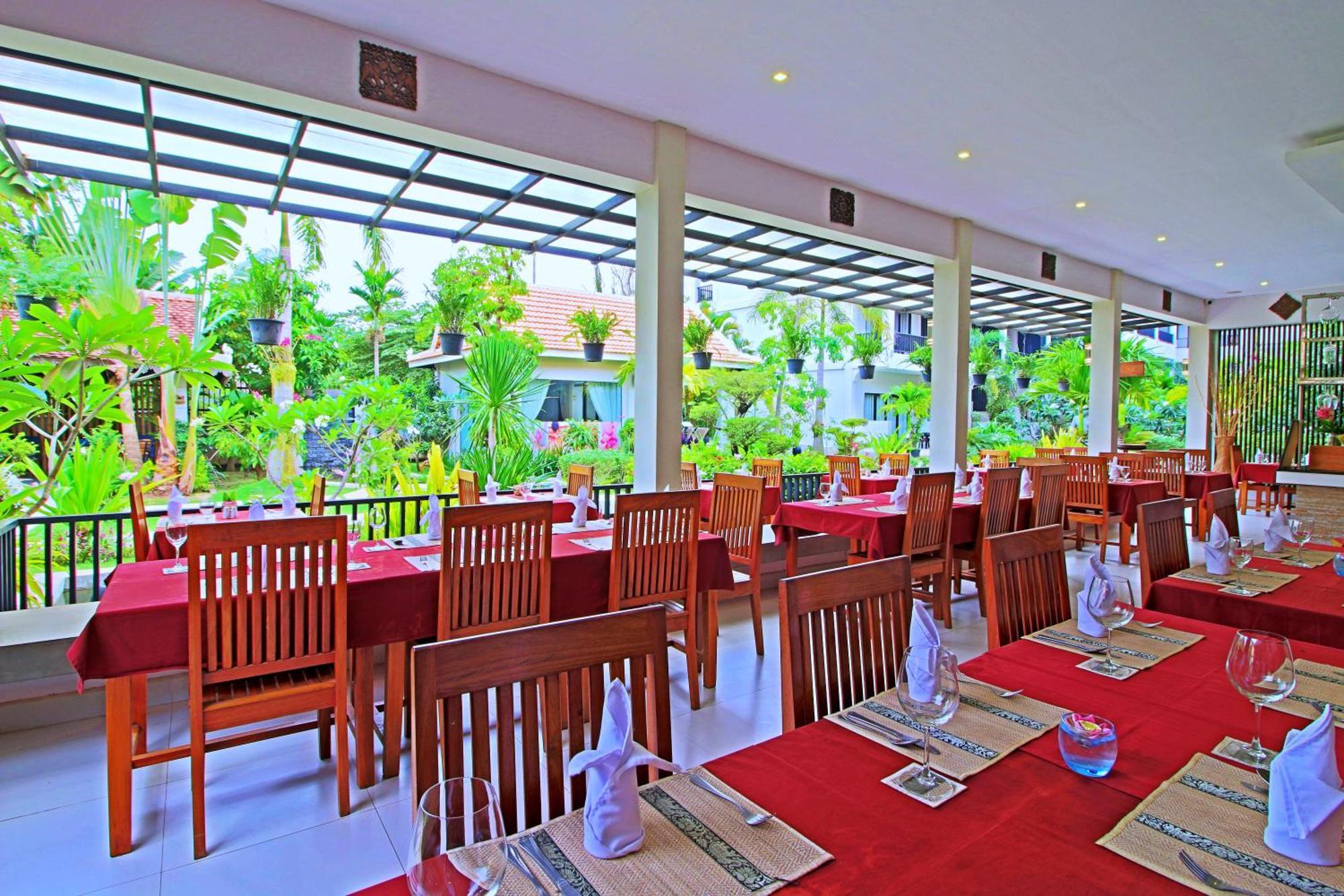 New Riverside Hotel Siem Reap Dış mekan fotoğraf
