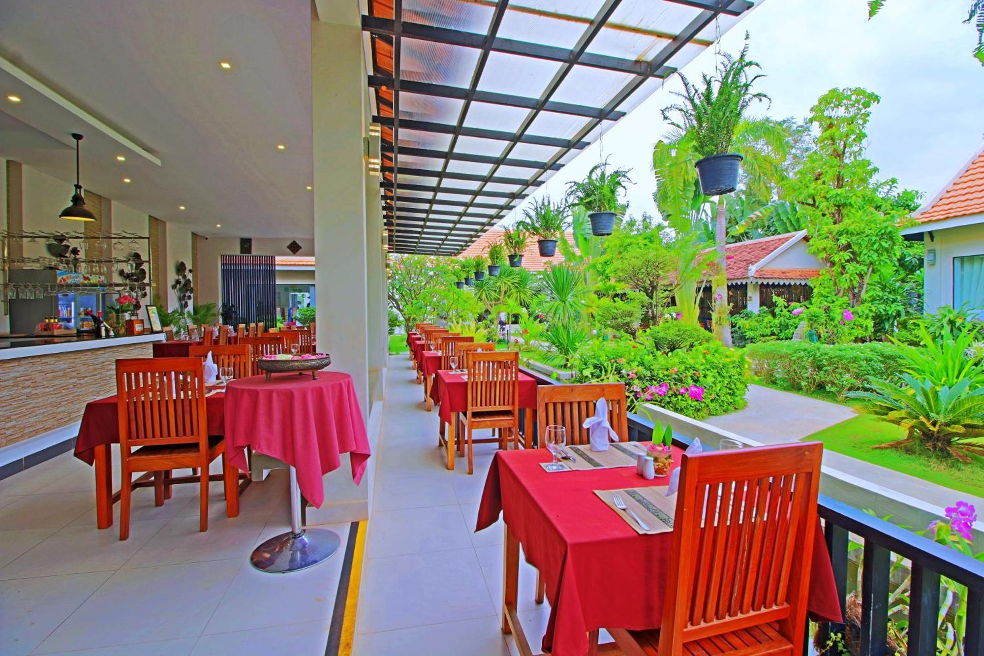 New Riverside Hotel Siem Reap Dış mekan fotoğraf