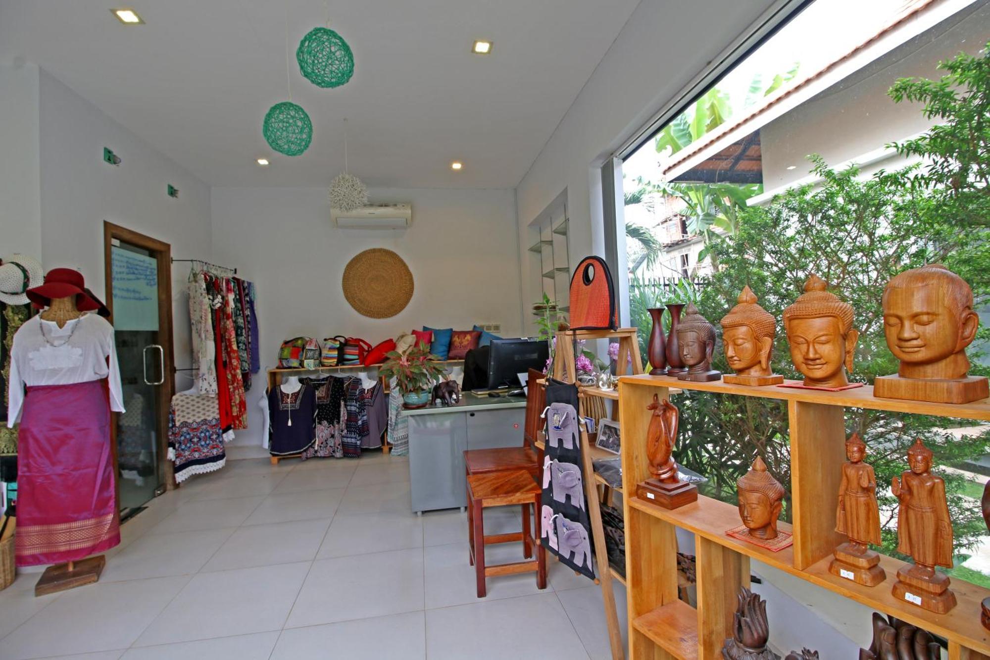 New Riverside Hotel Siem Reap Dış mekan fotoğraf
