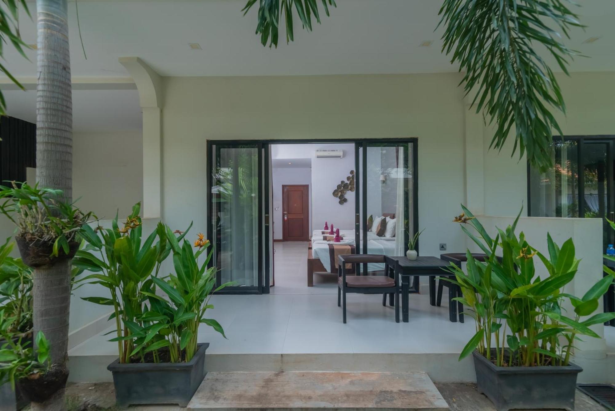 New Riverside Hotel Siem Reap Dış mekan fotoğraf