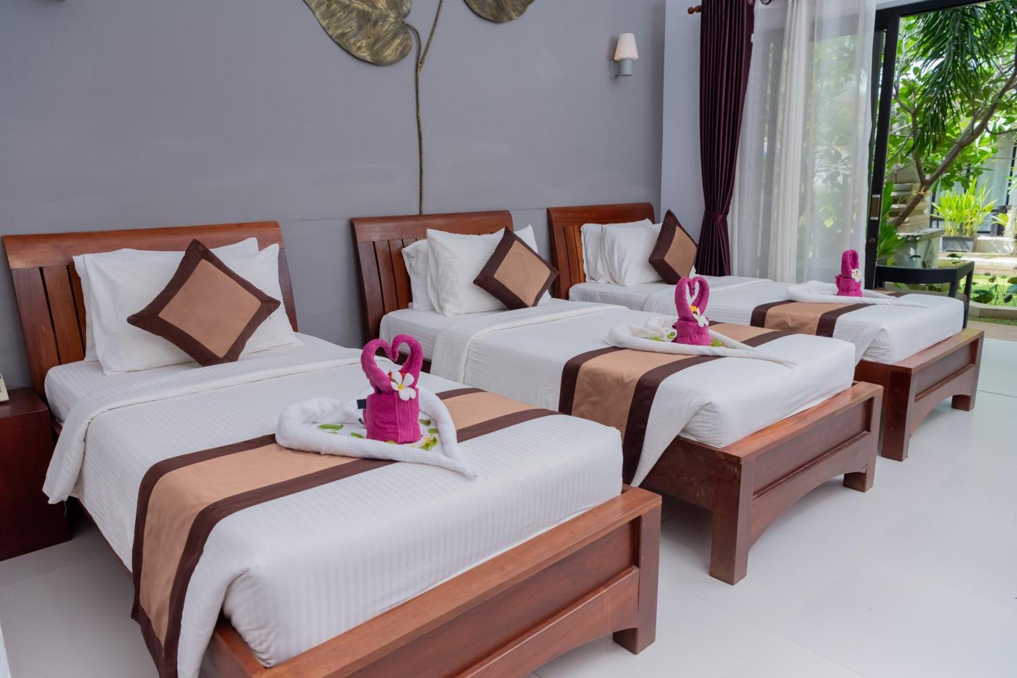 New Riverside Hotel Siem Reap Dış mekan fotoğraf
